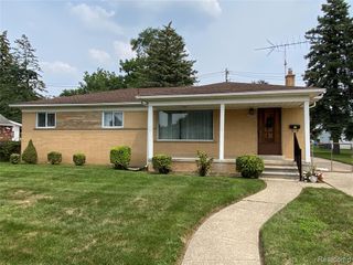 6450 N Lafayette Street, Dearborn Heights, MI 48127