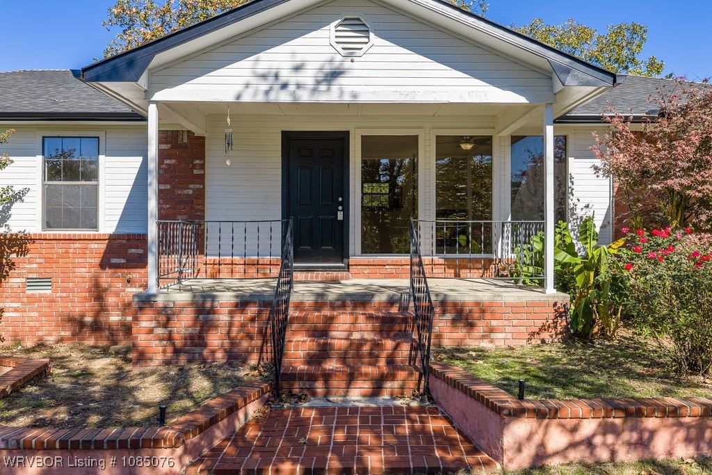 662 Stacy Road, Van Buren, AR 72956