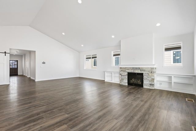 12237 N VALENCIA Ave, Spokane, WA 99218