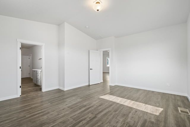 12237 N VALENCIA Ave, Spokane, WA 99218