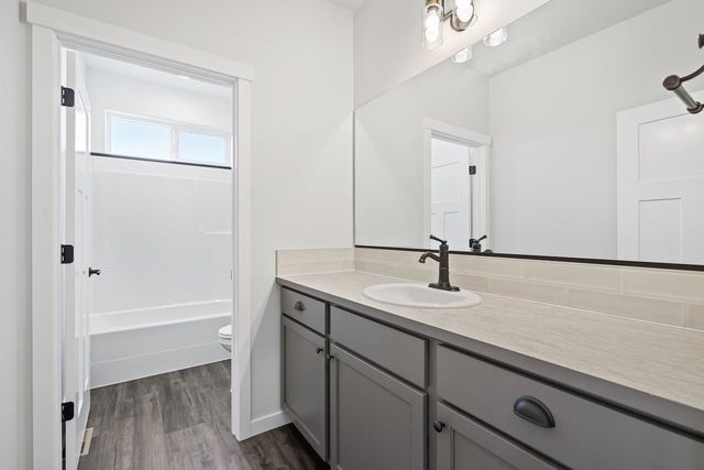 12237 N VALENCIA Ave, Spokane, WA 99218