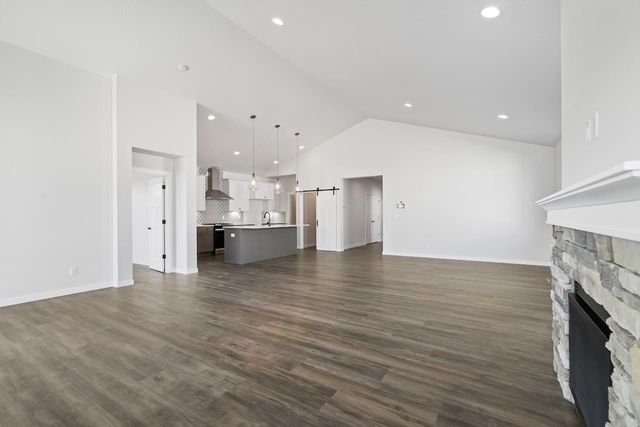 12237 N VALENCIA Ave, Spokane, WA 99218