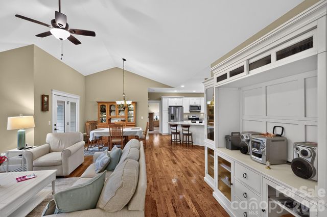 14 Wood Path Lane, Arden, NC 28704