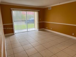 2850 NW 55th Ave 1B, Lauderhill, FL 33313