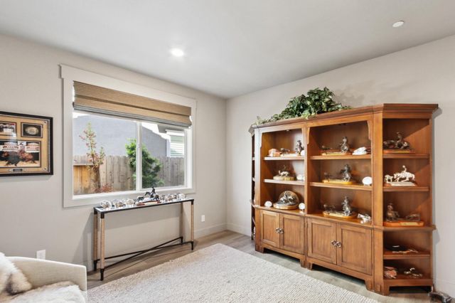 933 Hadley Dr, Lincoln, CA 95648