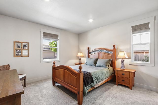 933 Hadley Dr, Lincoln, CA 95648
