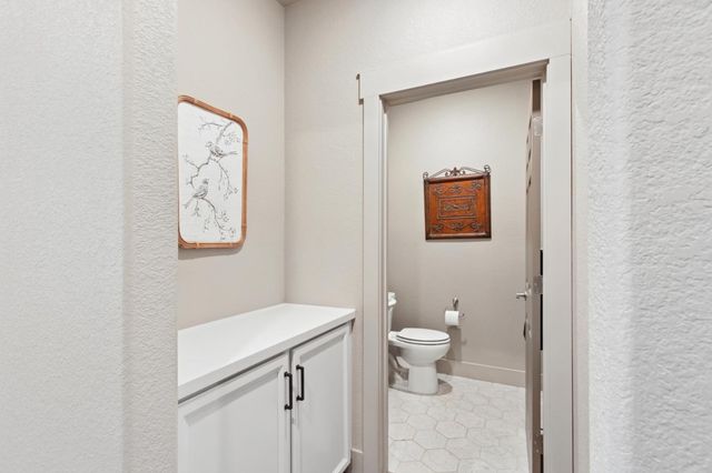 933 Hadley Dr, Lincoln, CA 95648