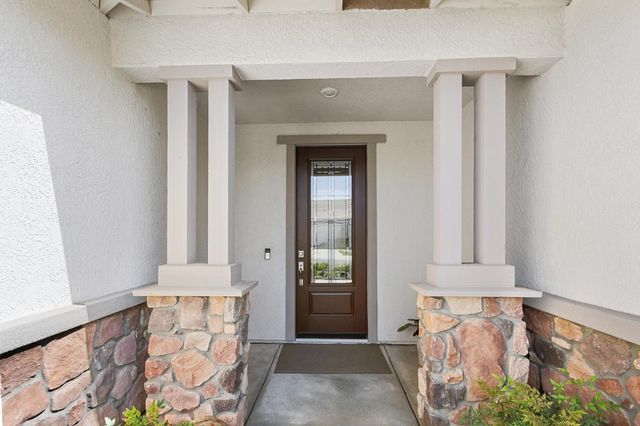 933 Hadley Dr, Lincoln, CA 95648