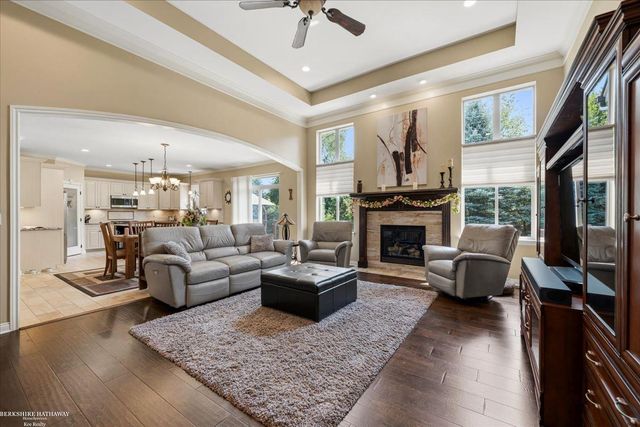62735 Franklin Park Drive, Washington, MI 48094