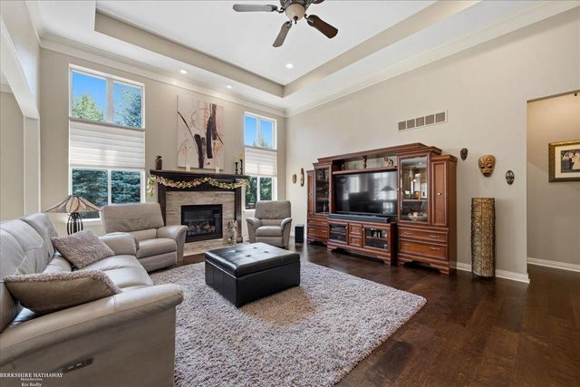 62735 Franklin Park Drive, Washington, MI 48094