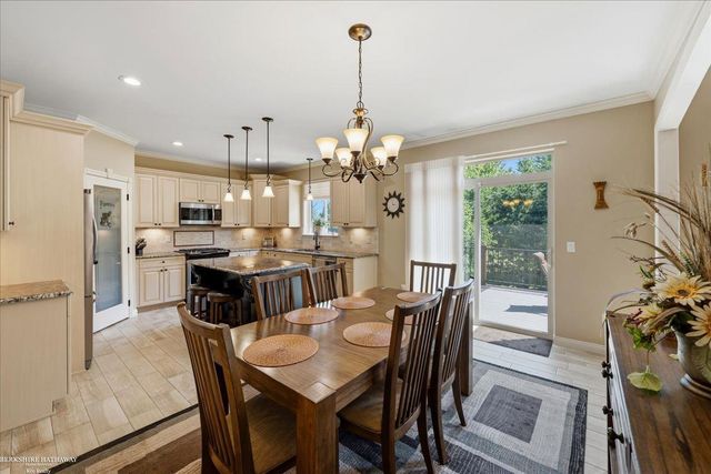 62735 Franklin Park Drive, Washington, MI 48094