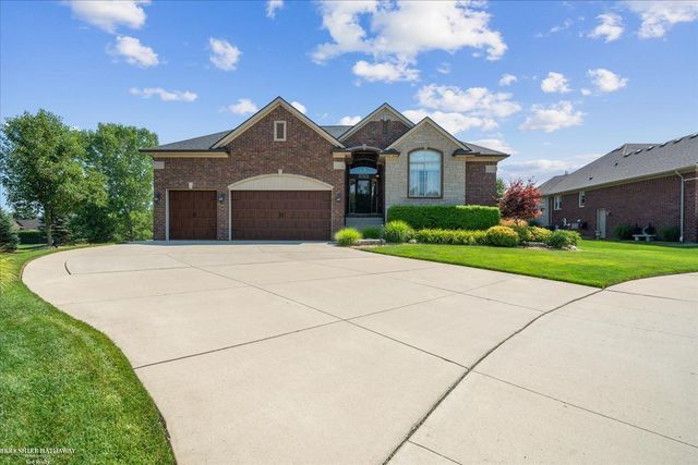 62735 Franklin Park Drive, Washington, MI 48094