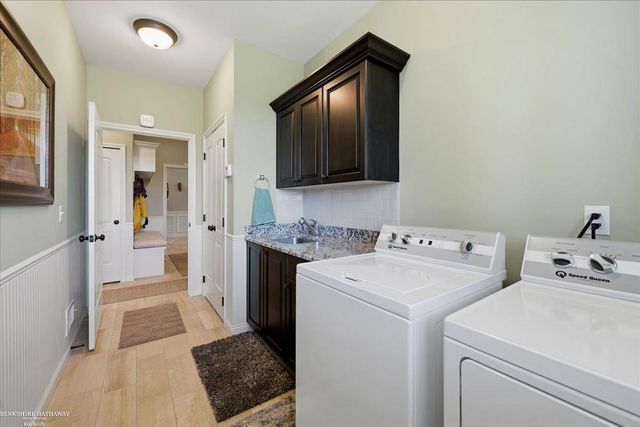 62735 Franklin Park Drive, Washington, MI 48094