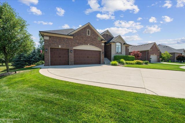 62735 Franklin Park Drive, Washington, MI 48094