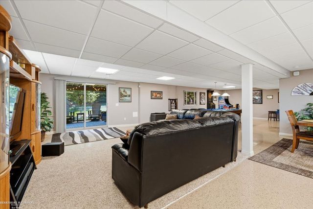 62735 Franklin Park Drive, Washington, MI 48094