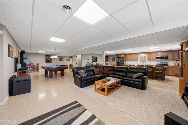 62735 Franklin Park Drive, Washington, MI 48094