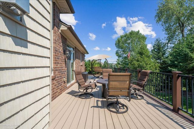62735 Franklin Park Drive, Washington, MI 48094
