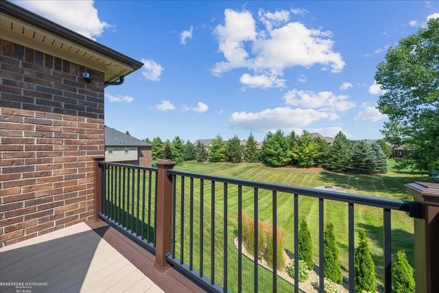 62735 Franklin Park Drive, Washington, MI 48094