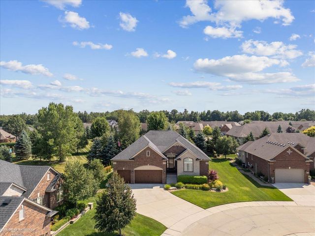 62735 Franklin Park Drive, Washington, MI 48094