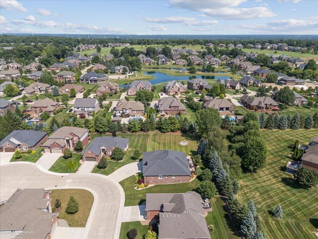 62735 Franklin Park Drive, Washington, MI 48094