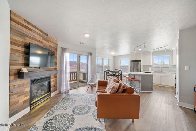 1756 W Fox Bay Drive Unit F203, Heber City, UT 84032