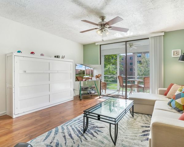 2851 Somerset Drive 205, Lauderdale Lakes, FL 33311
