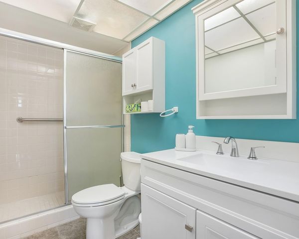 2851 Somerset Drive 205, Lauderdale Lakes, FL 33311