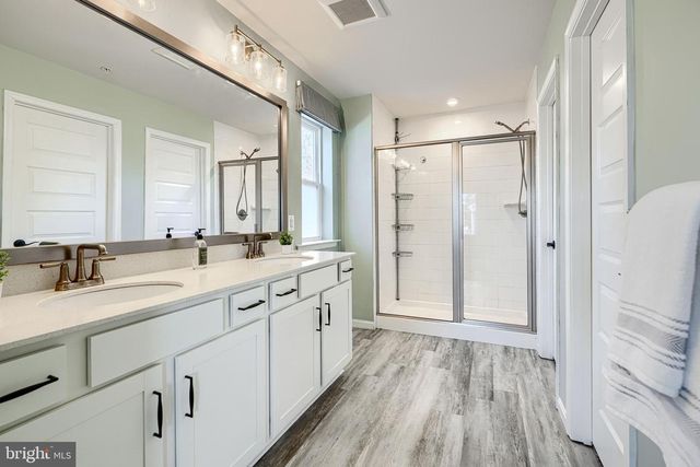 1916 SUE AVE, Essex, MD 21221