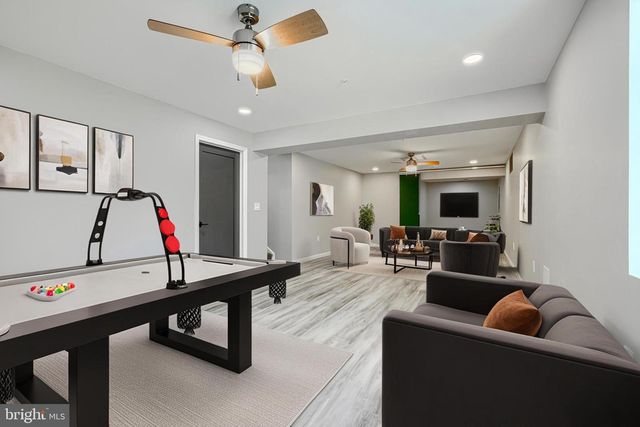 1916 SUE AVE, Essex, MD 21221