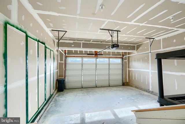 1916 SUE AVE, Essex, MD 21221