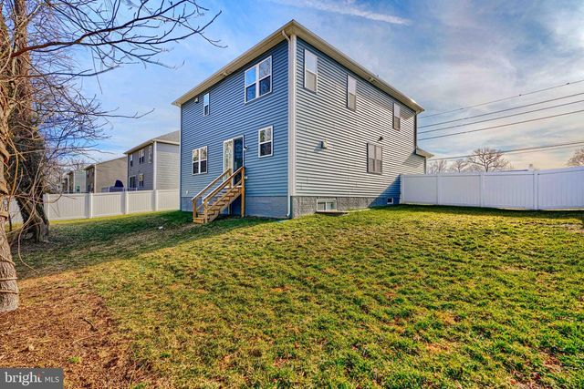 1916 SUE AVE, Essex, MD 21221