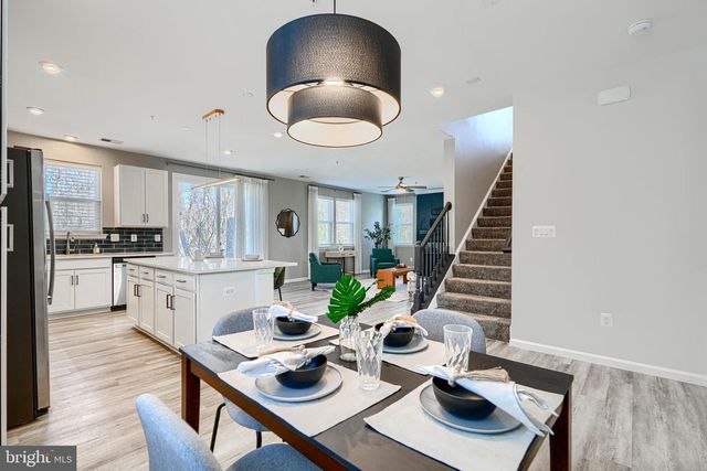 1916 SUE AVE, Essex, MD 21221