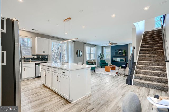 1916 SUE AVE, Essex, MD 21221