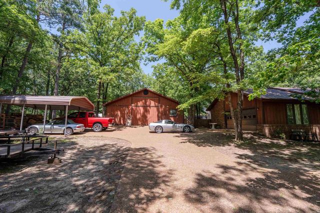 4 W Plantation Drive, Heber Springs, AR 72543