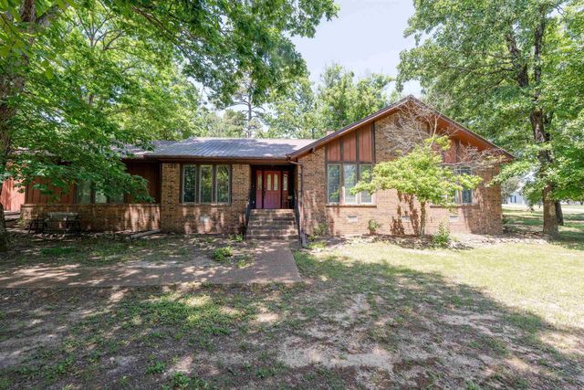 4 W Plantation Drive, Heber Springs, AR 72543