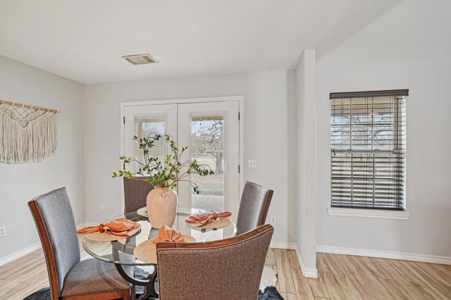 718 County Road 232, Collinsville, TX 76233