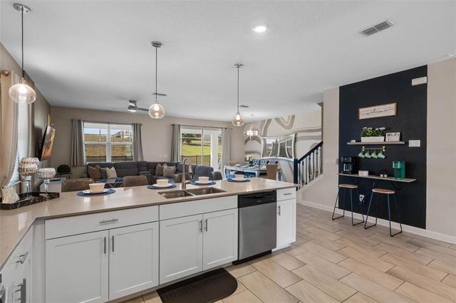 8816 CRUDEN BAY COURT, Davenport, FL 33896