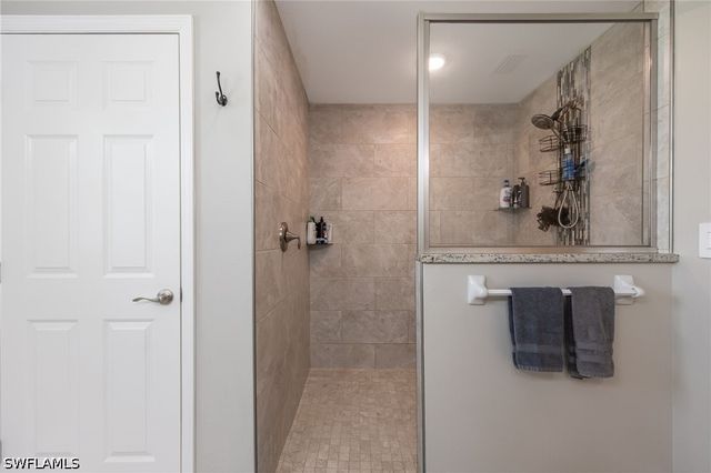 1020 Prospect AVE, Lehigh Acres, FL 33972