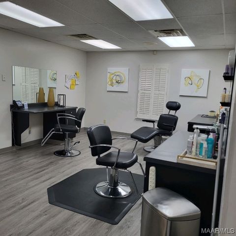 615 Cahaba Road, Selma, AL 36701