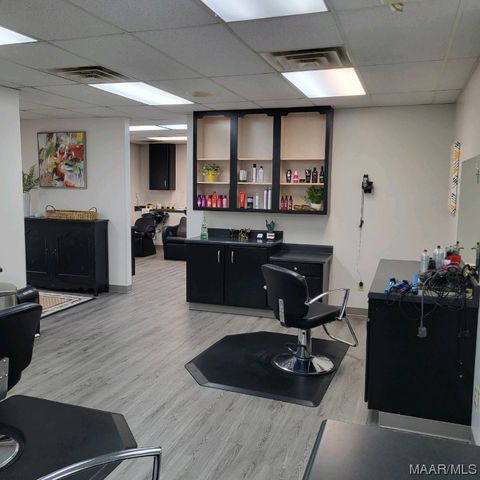 615 Cahaba Road, Selma, AL 36701