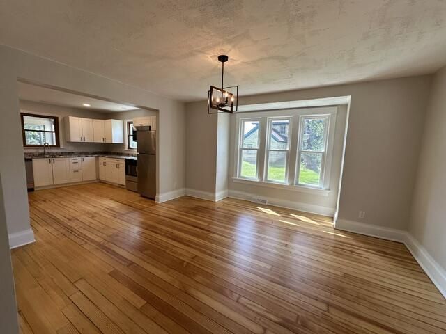 1962 Beulah AVENUE, East Troy, WI 53120