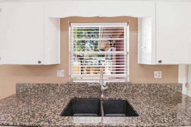 214 S Monroe Street, Beverly Hills, FL 34465