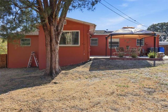 214 S Monroe Street, Beverly Hills, FL 34465