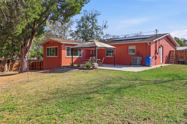 214 S Monroe Street, Beverly Hills, FL 34465