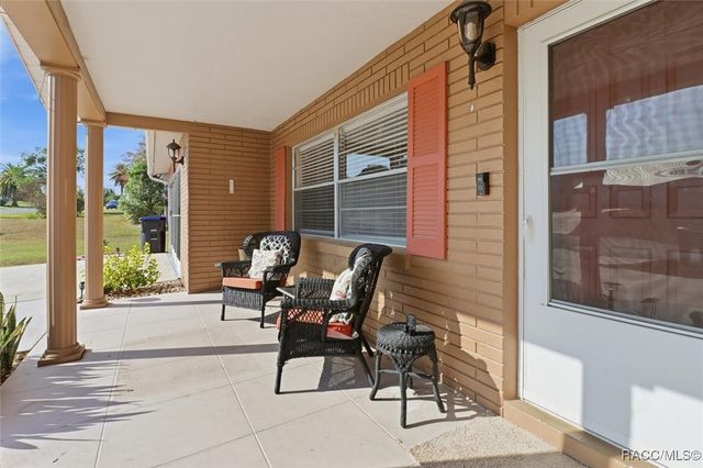 214 S Monroe Street, Beverly Hills, FL 34465