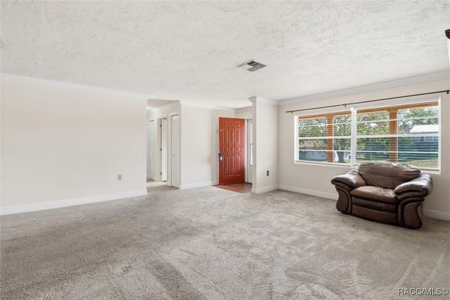 214 S Monroe Street, Beverly Hills, FL 34465