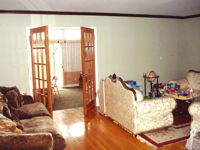 1298 Birch Street, Uniondale, NY 11553