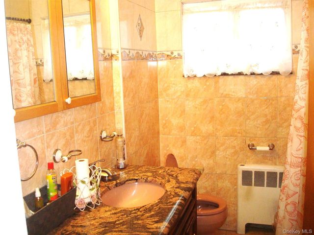 1298 Birch Street, Uniondale, NY 11553