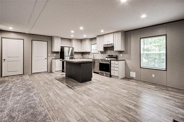 2140 Poole Town Road, Asheboro, NC 27205