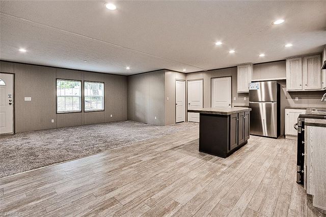 2140 Poole Town Road, Asheboro, NC 27205